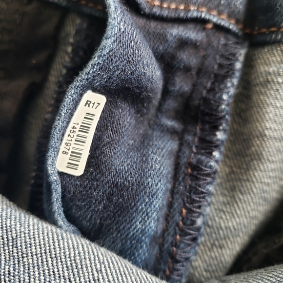 Joe's Jeans Dark Wash Denim 28" Waist Skinny Crop - Picture 2 of 8